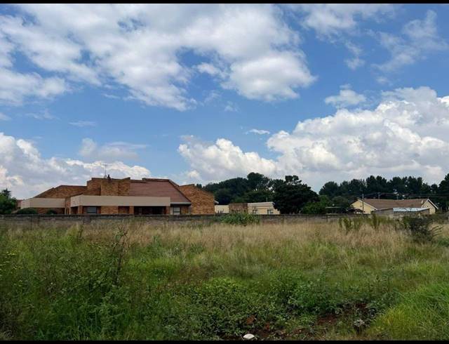 LAND FOR SALE IN WELGEDACHT